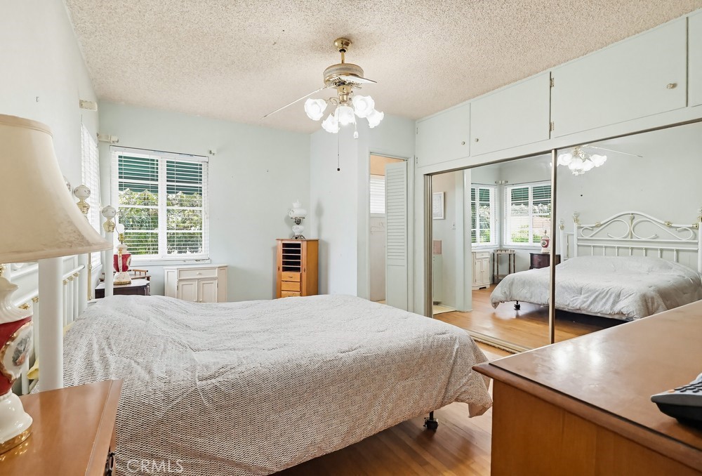 1509 W Santa Cruz