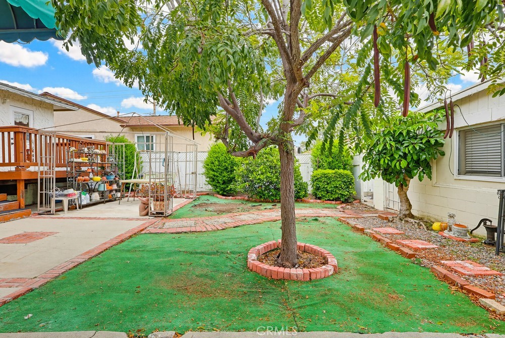 1509 W Santa Cruz