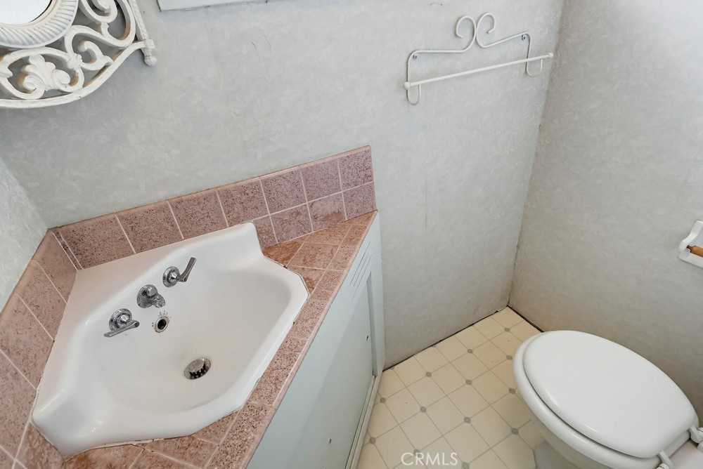 1509 W Santa Cruz