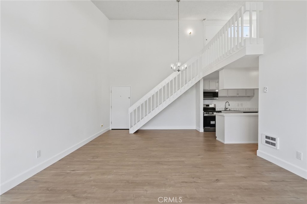 802 Camino Real