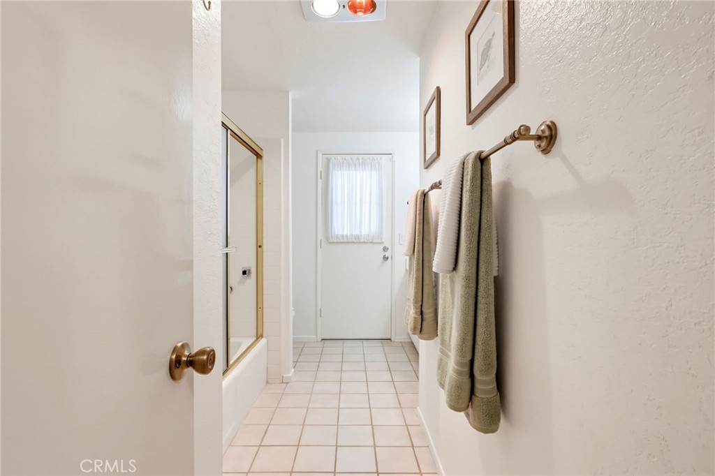 317 Lois Lane