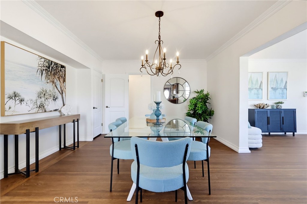 1129 W 9th Street