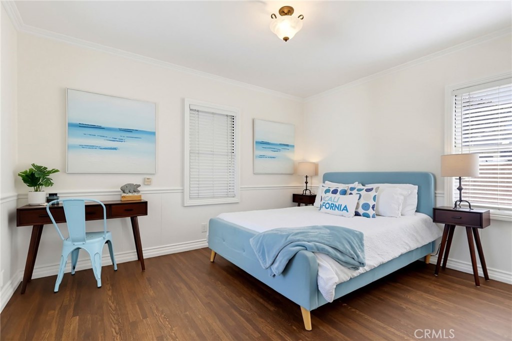 1129 W 9th Street
