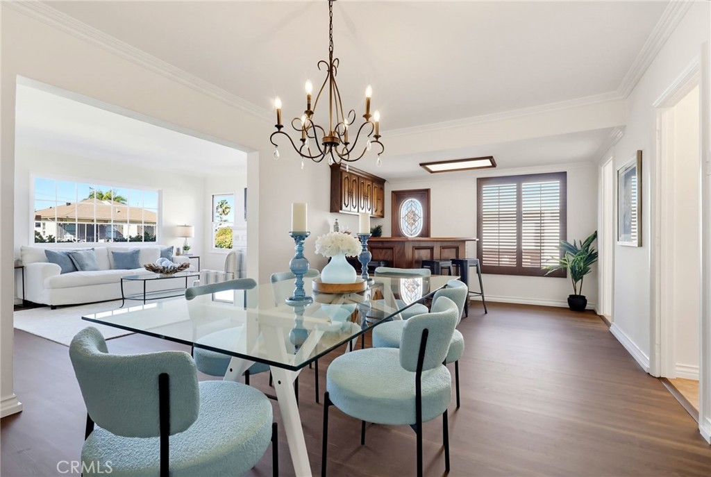 1129 W 9th Street