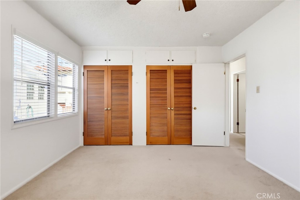 1129 W 9th Street
