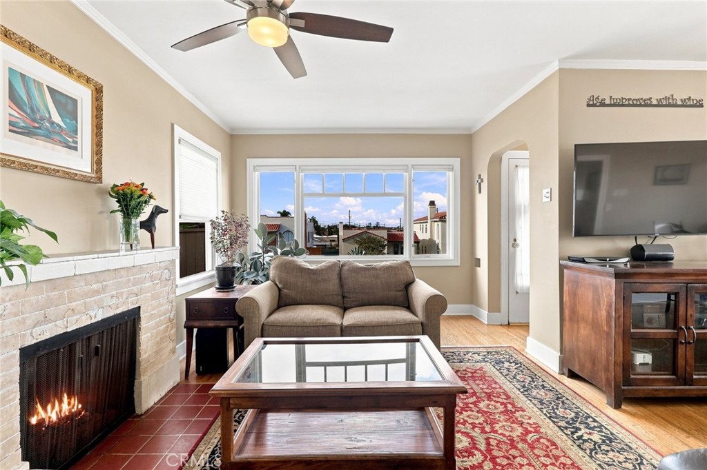 1227 W 17th Street