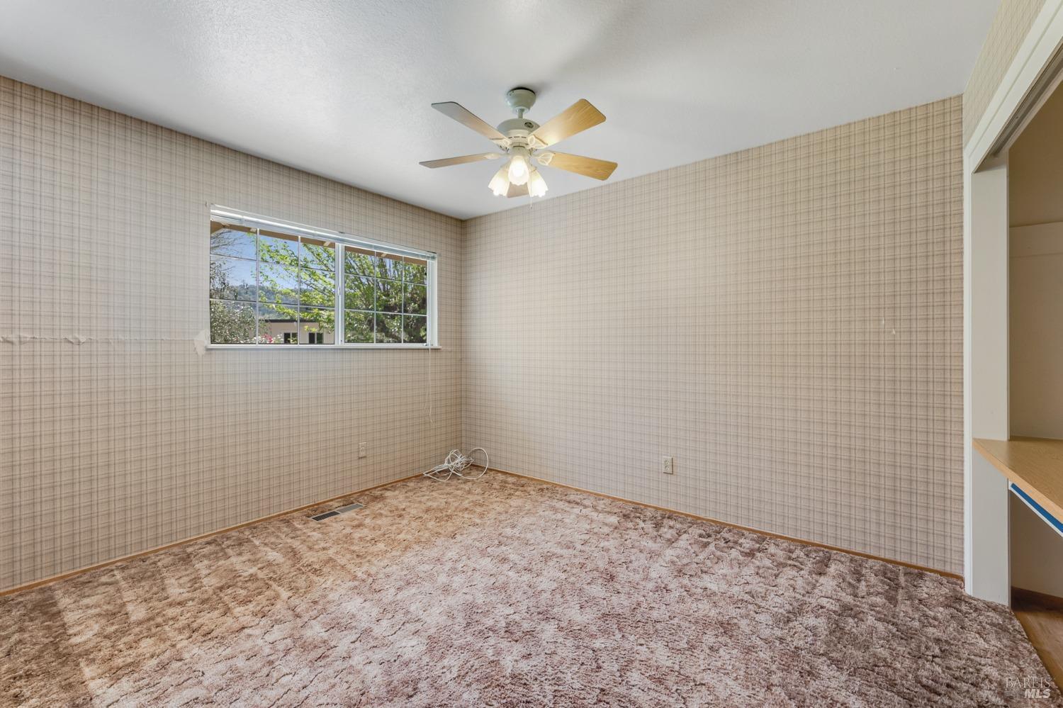 2432 Compadre Dr