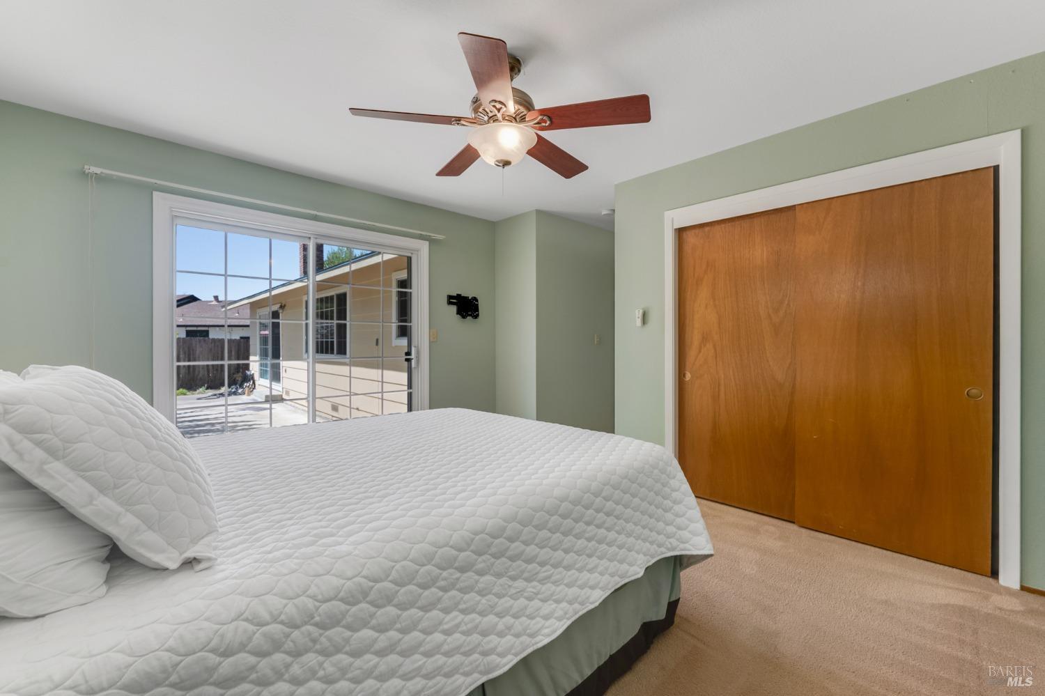 2432 Compadre Dr