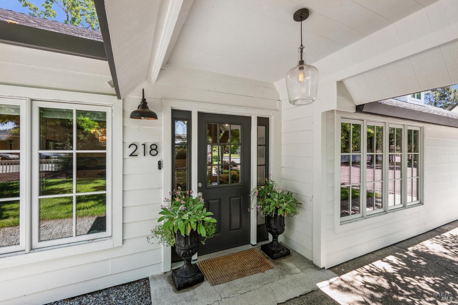 218 Middle Rincon Rd