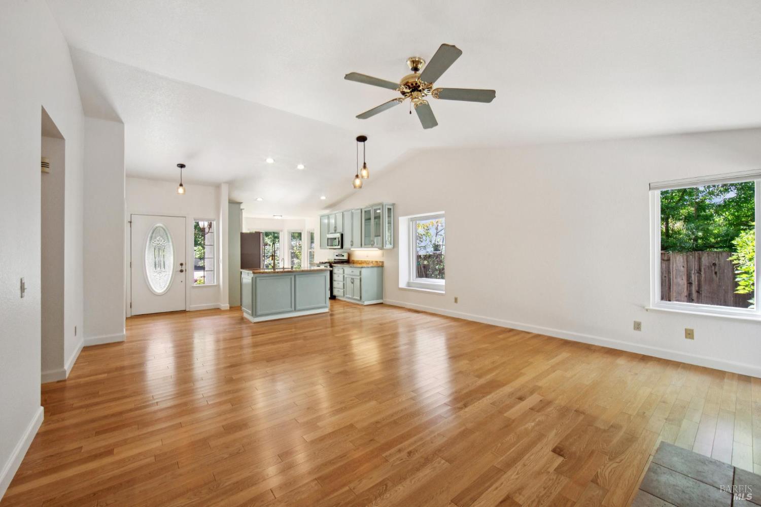 229 Buena Tierra Way