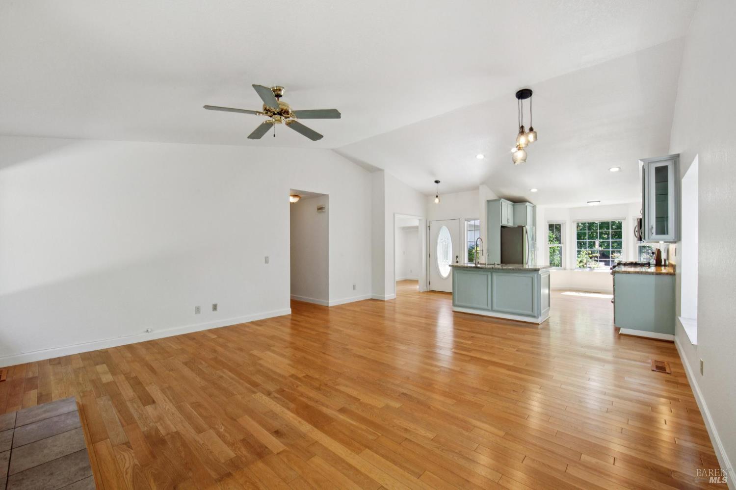 229 Buena Tierra Way