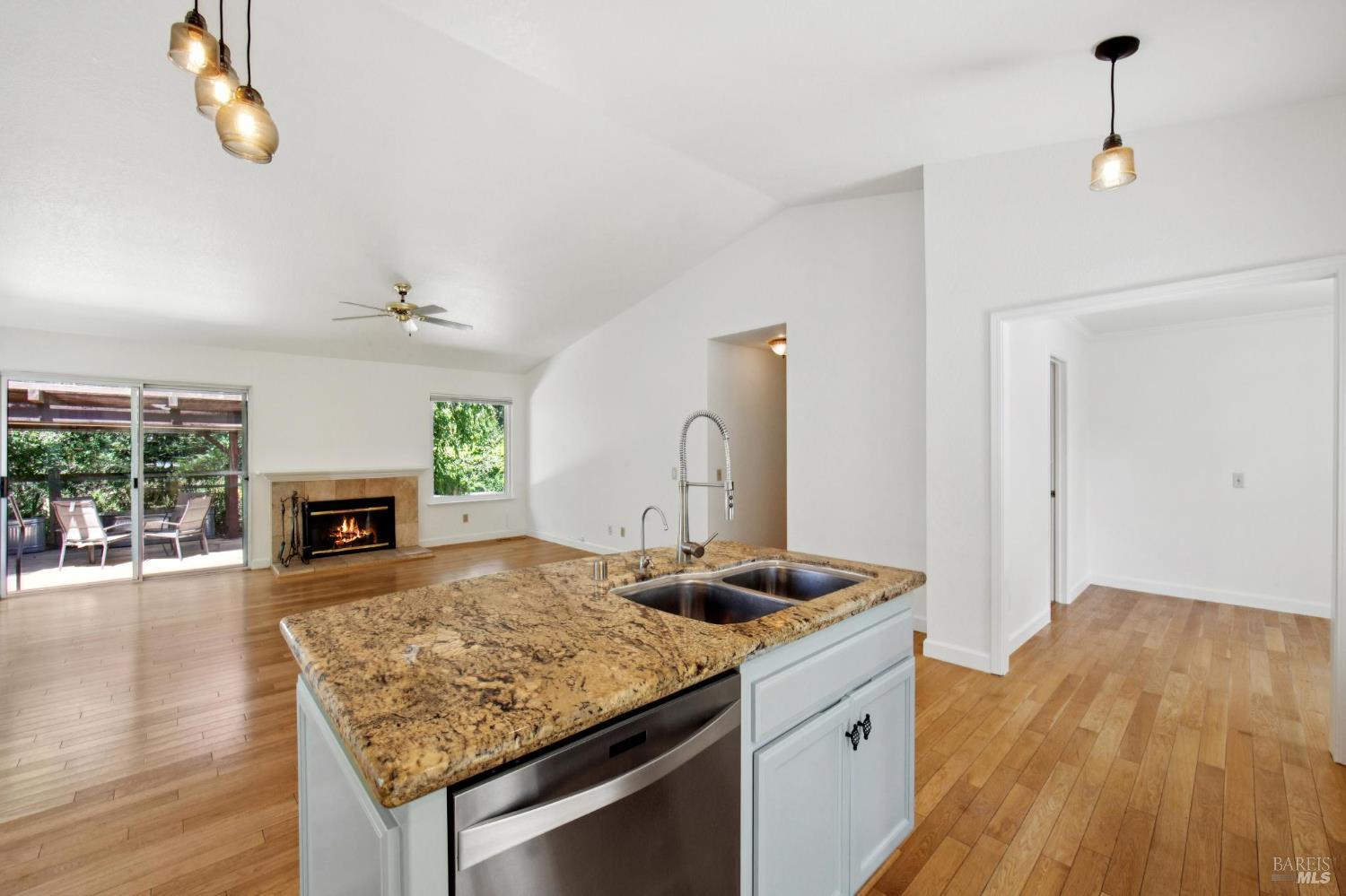 229 Buena Tierra Way