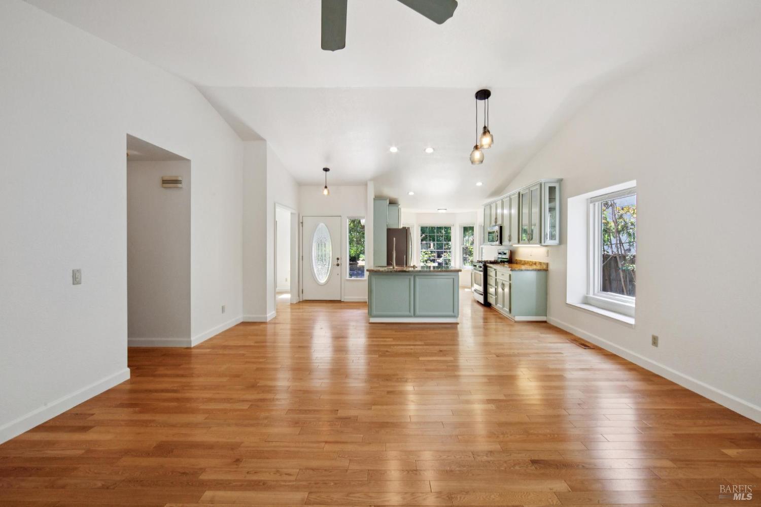 229 Buena Tierra Way