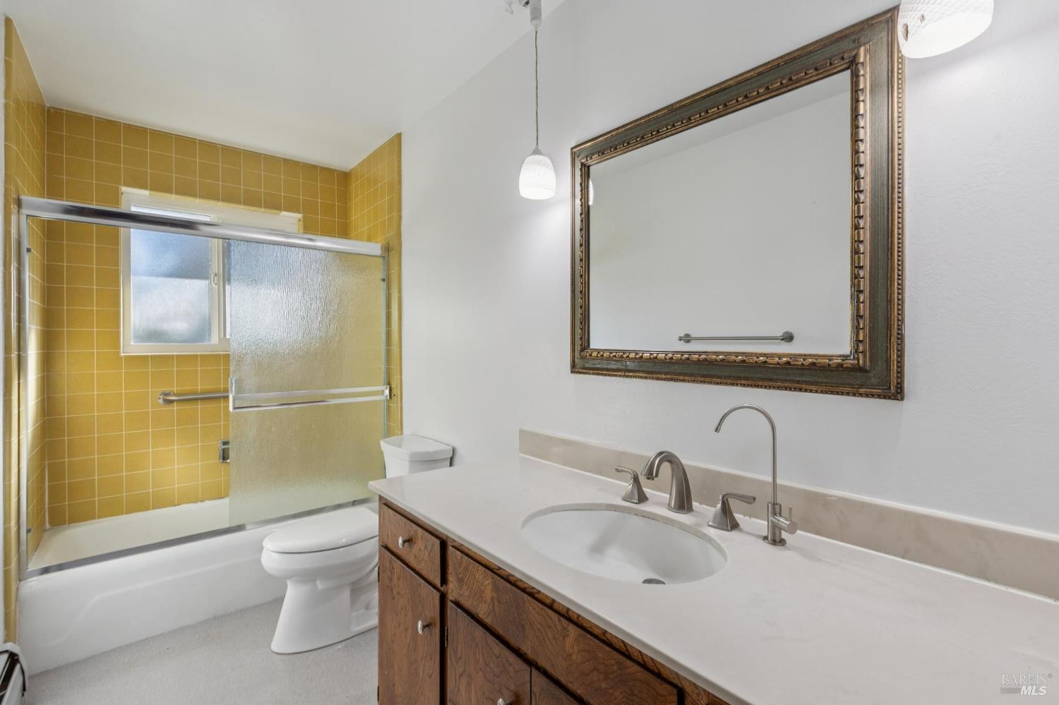 4050 Sonoma Mountain Rd