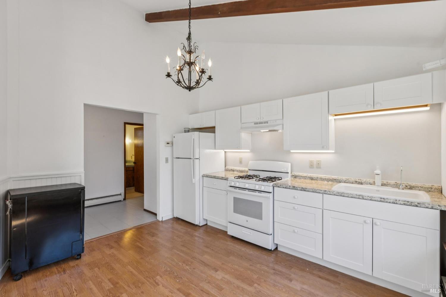 4050 Sonoma Mountain Rd