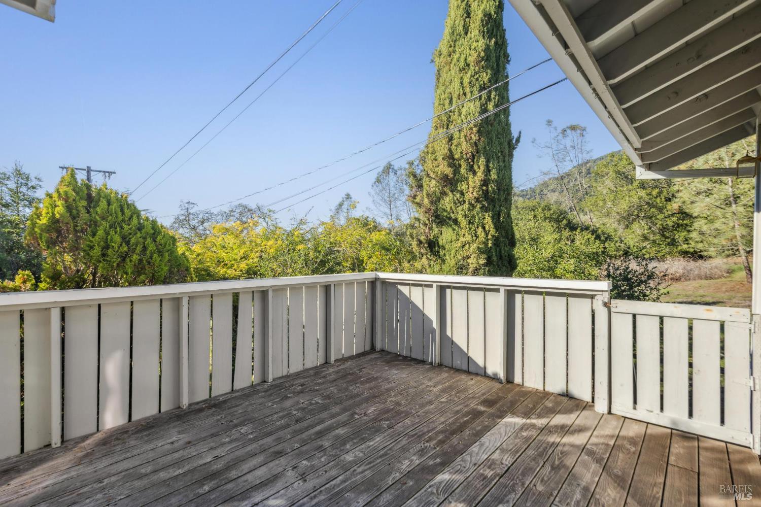 4050 Sonoma Mountain Rd