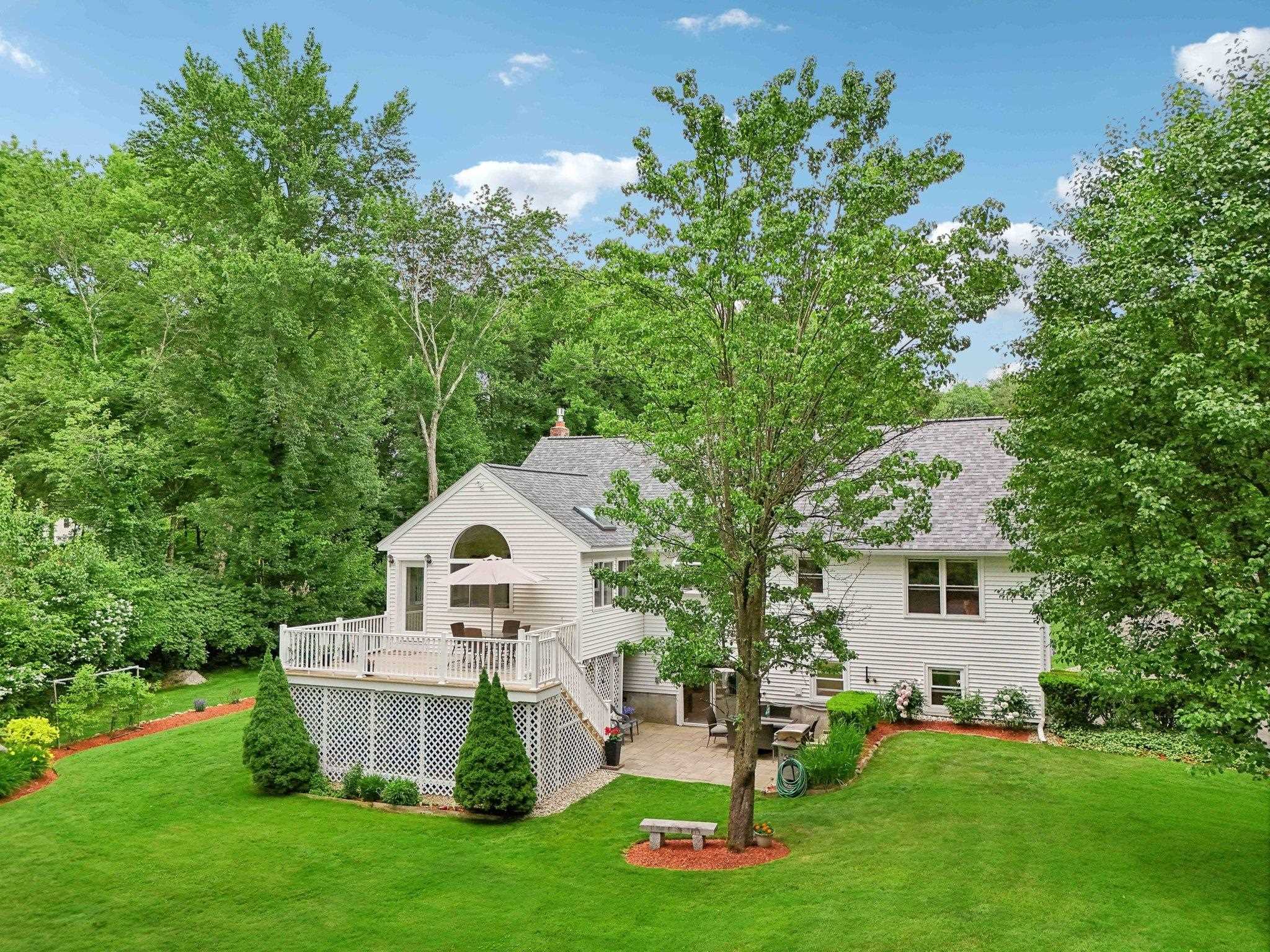 20 Golden Oaks Drive