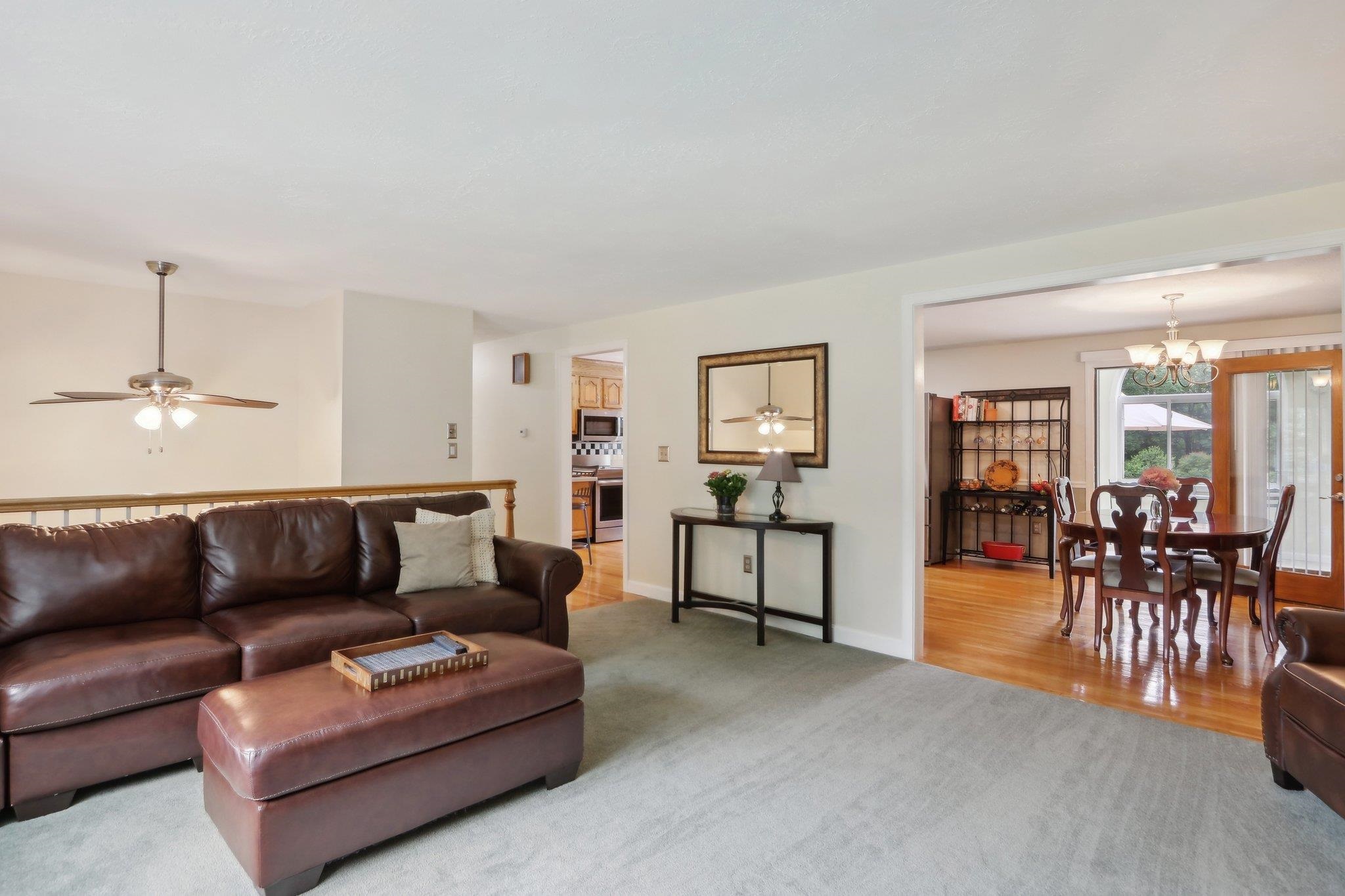 20 Golden Oaks Drive
