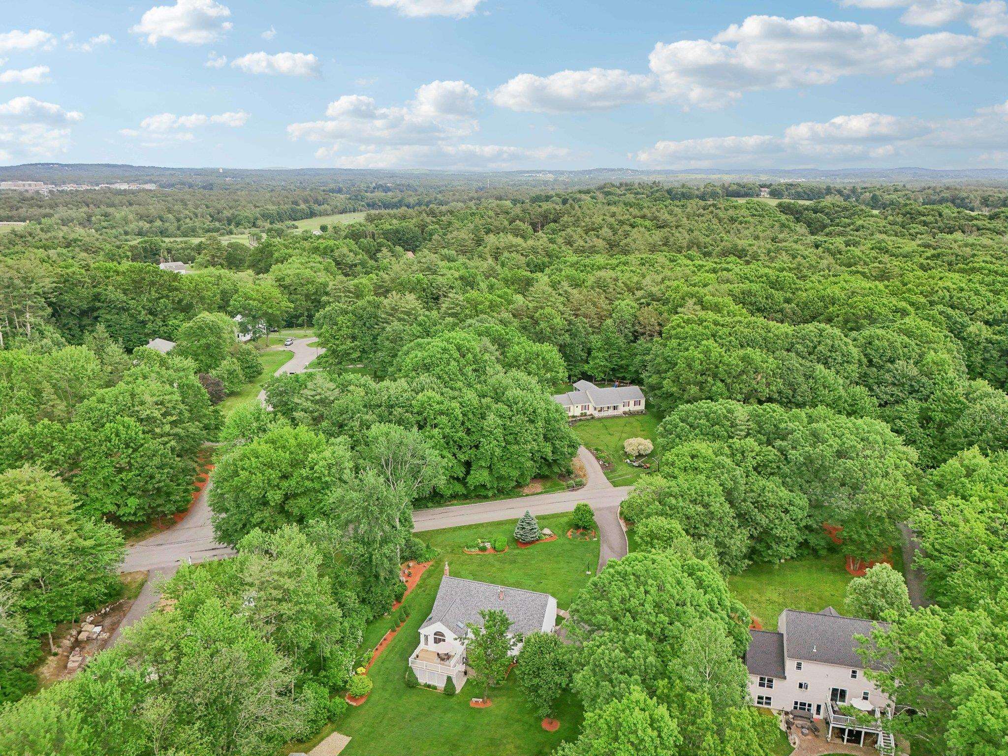 20 Golden Oaks Drive