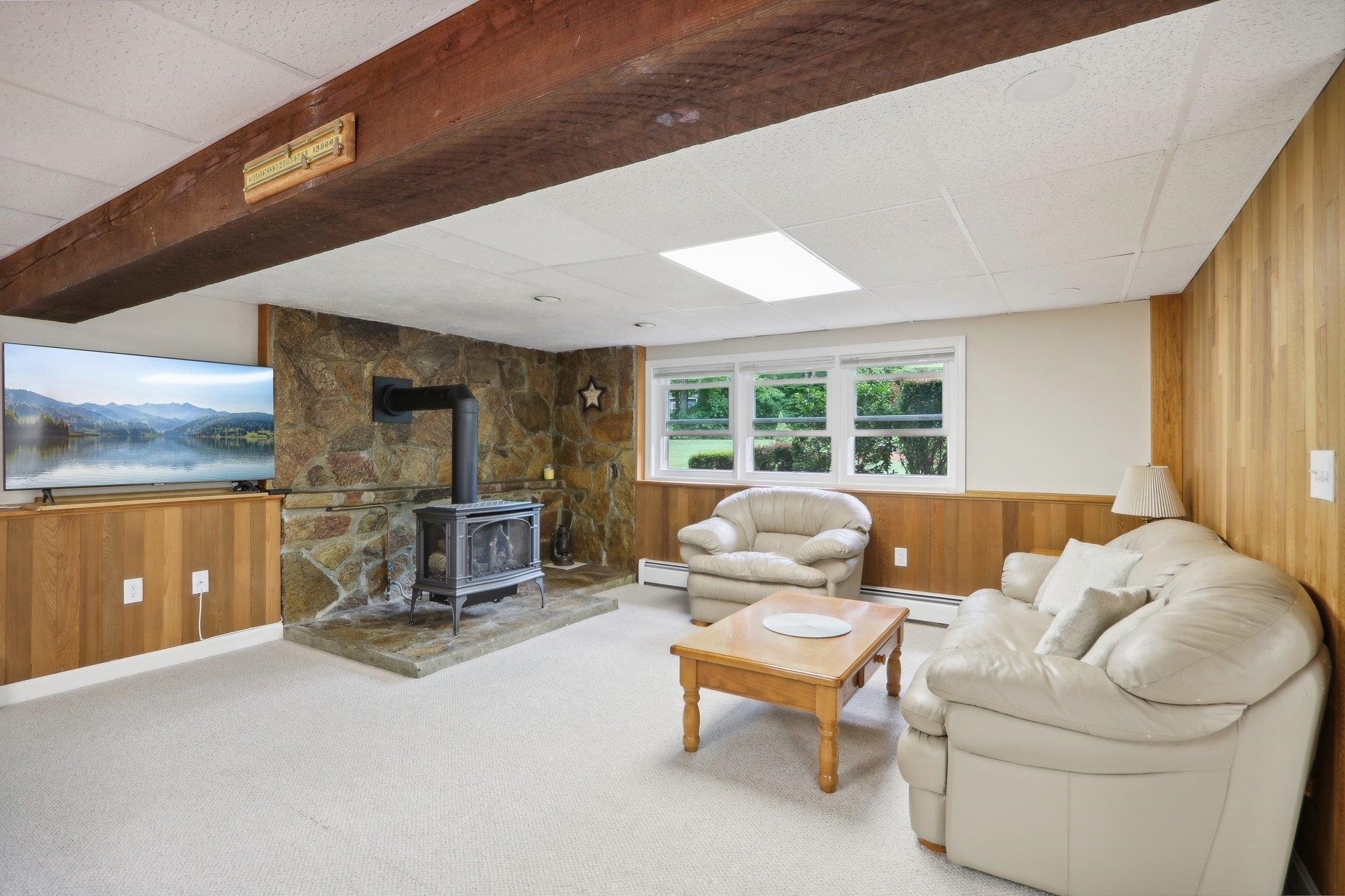 20 Golden Oaks Drive