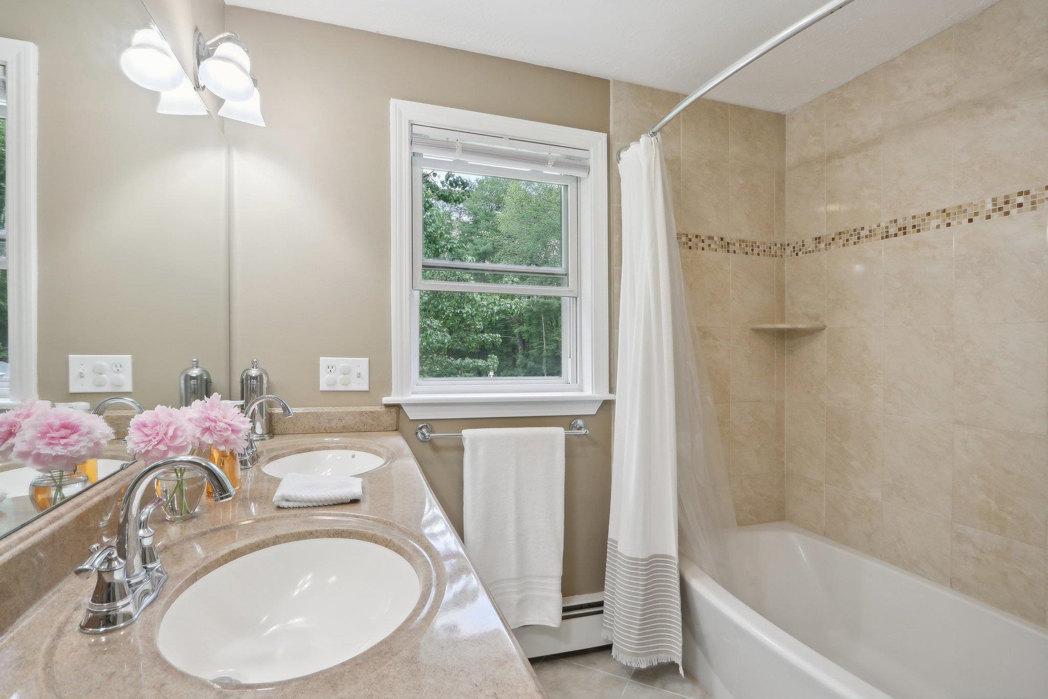 20 Golden Oaks Drive