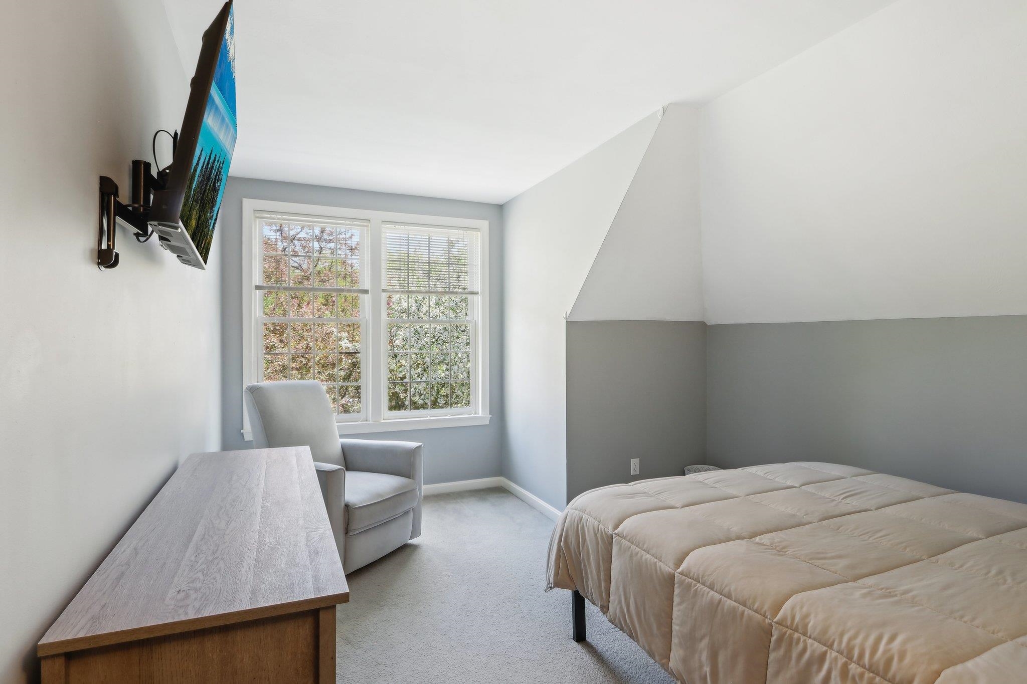 7 Golfview Road