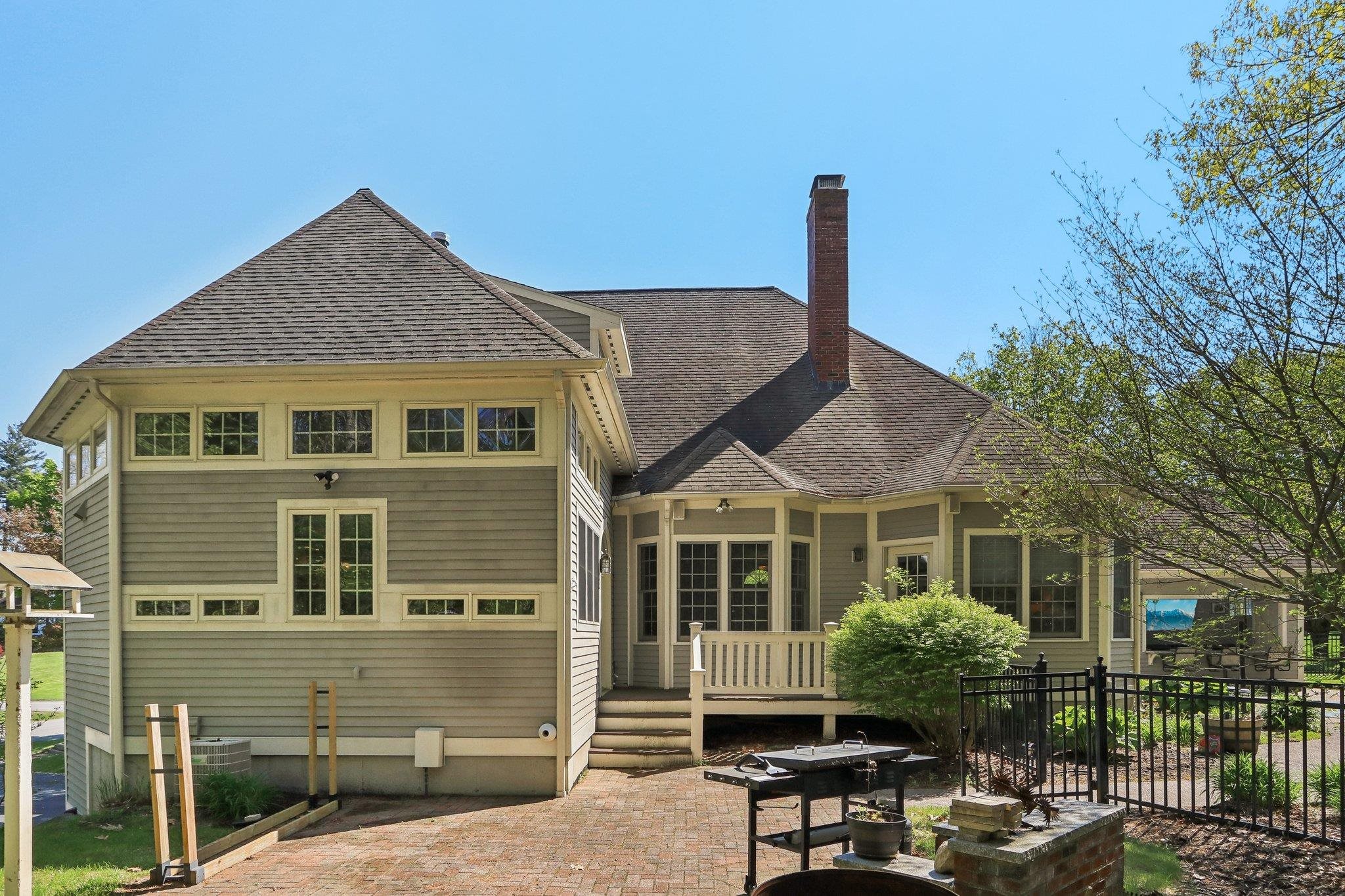 7 Golfview Road