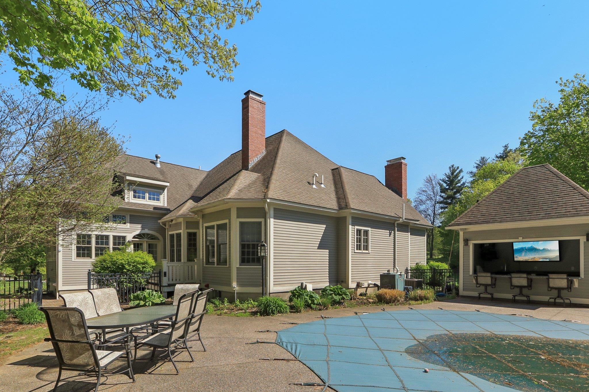 7 Golfview Road
