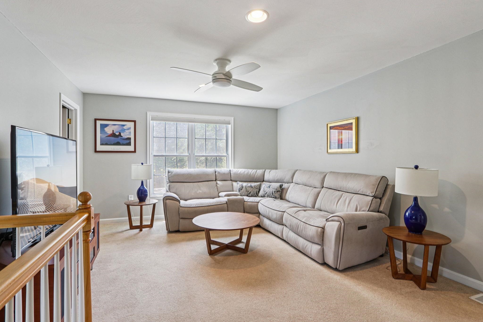 8 Sherwood Road Unit: 1