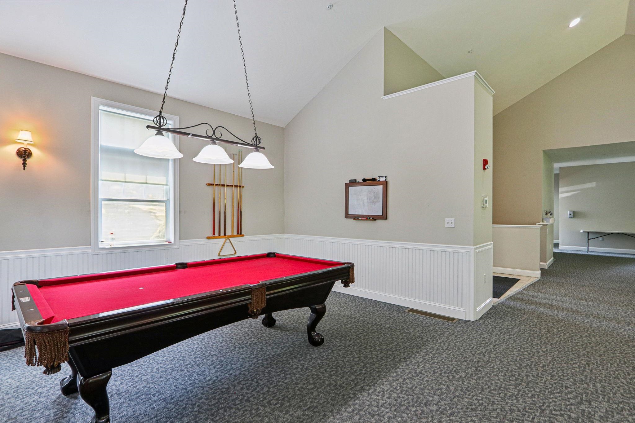 8 Sherwood Road Unit: 1