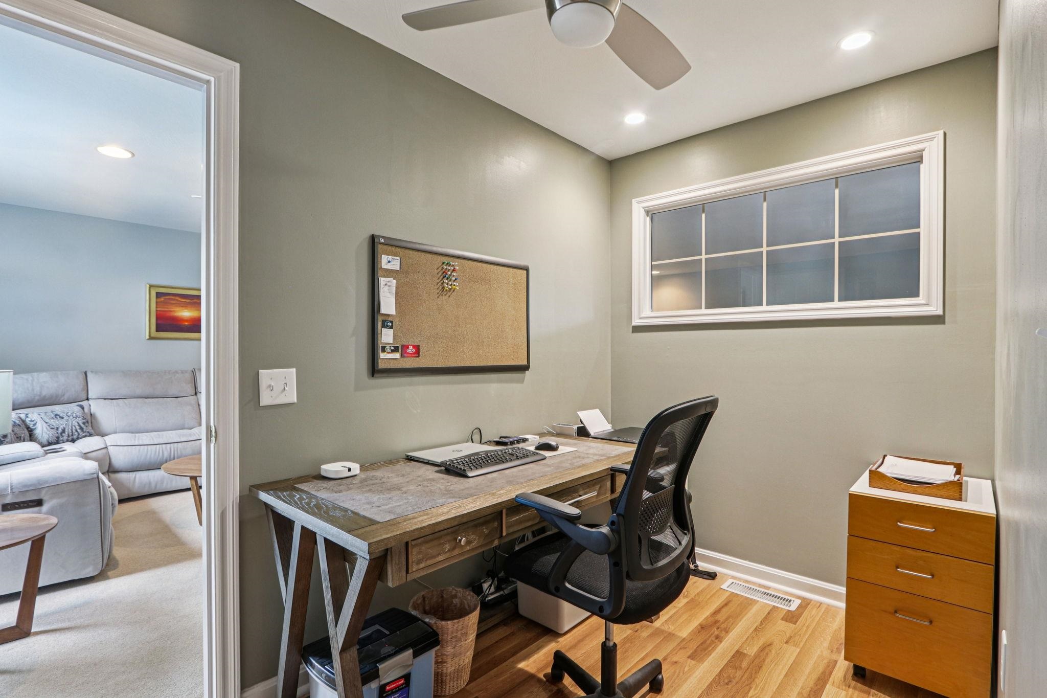 8 Sherwood Road Unit: 1