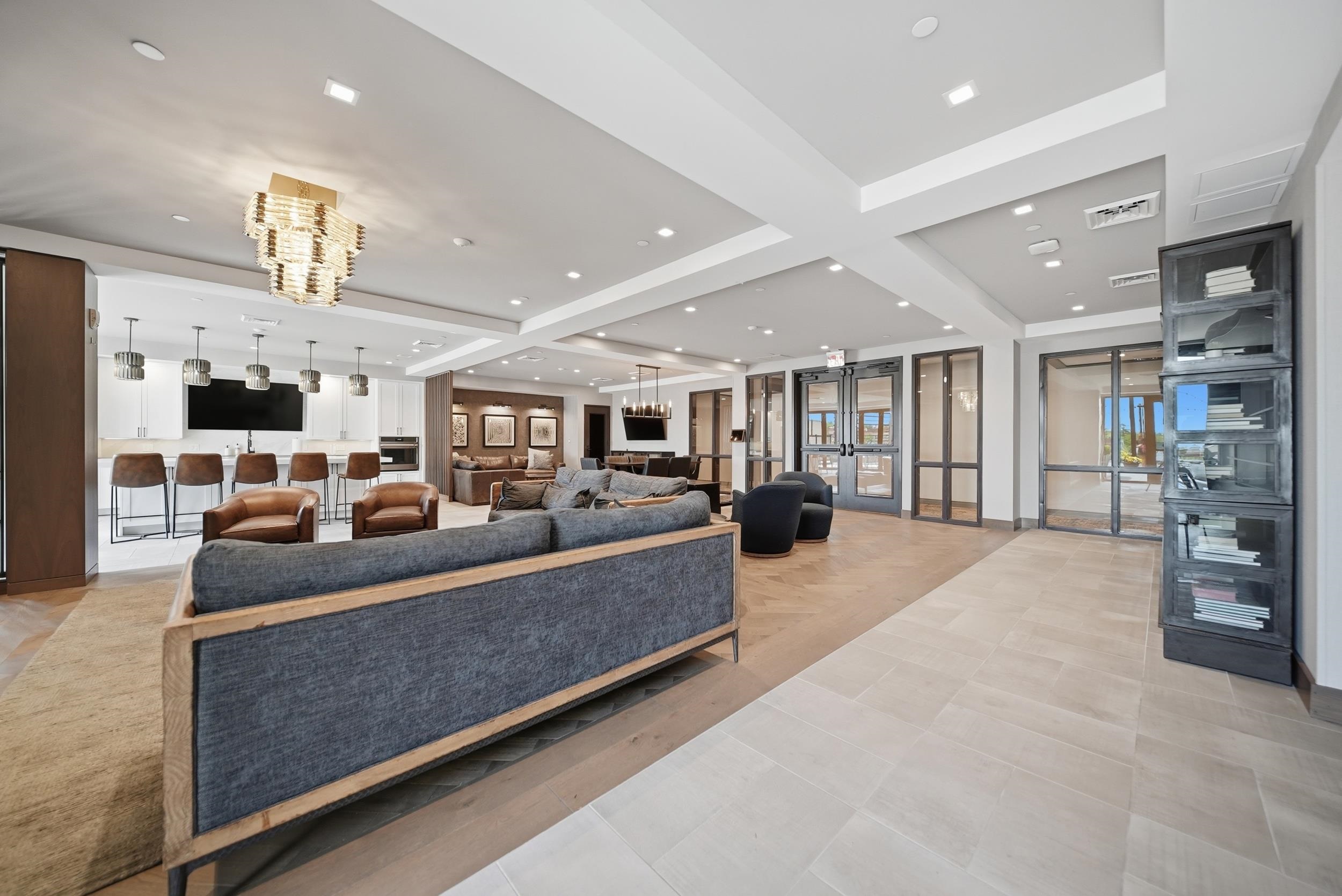 18 Artisan Drive Unit: Unit 207
