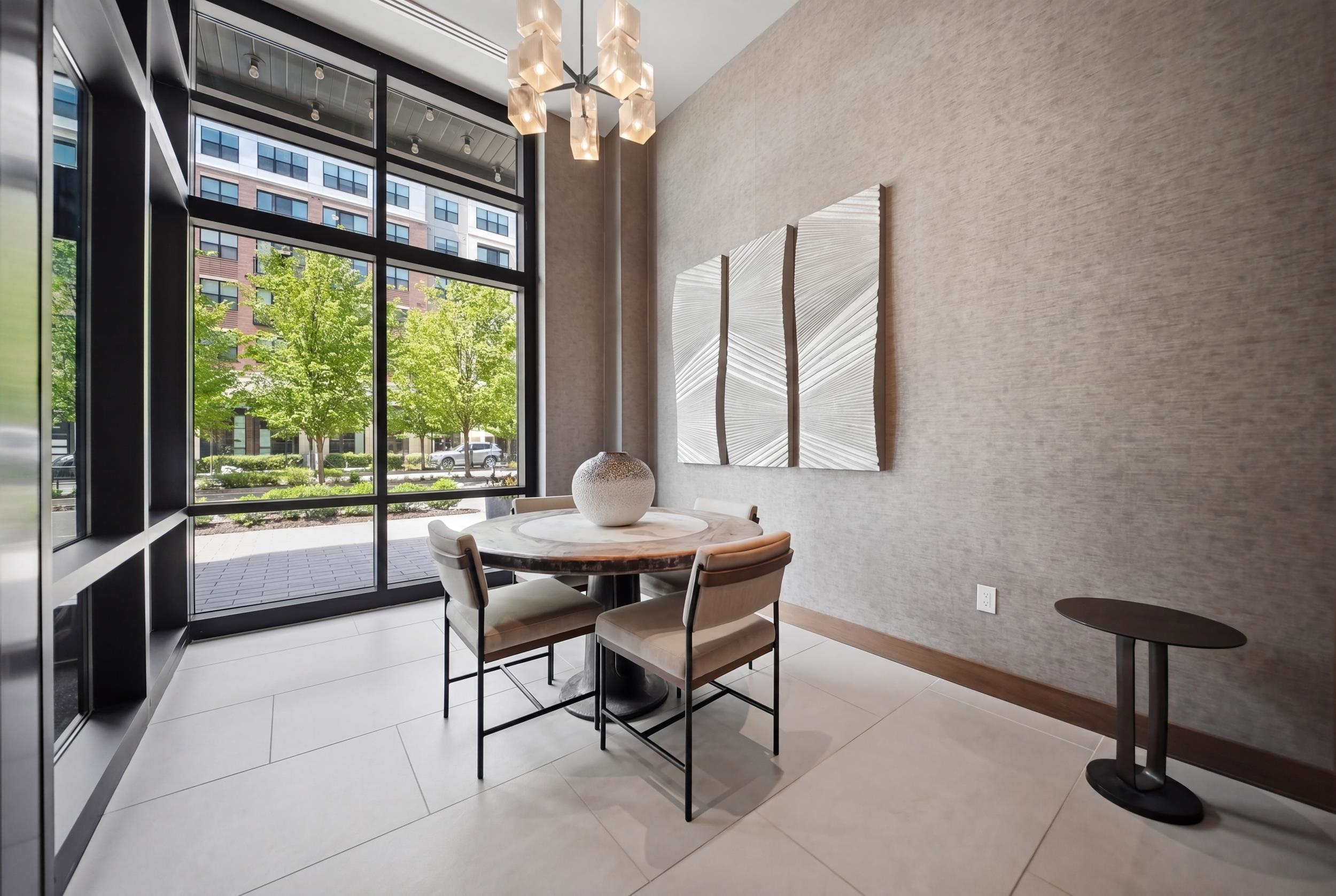 18 Artisan Drive Unit: Unit 207
