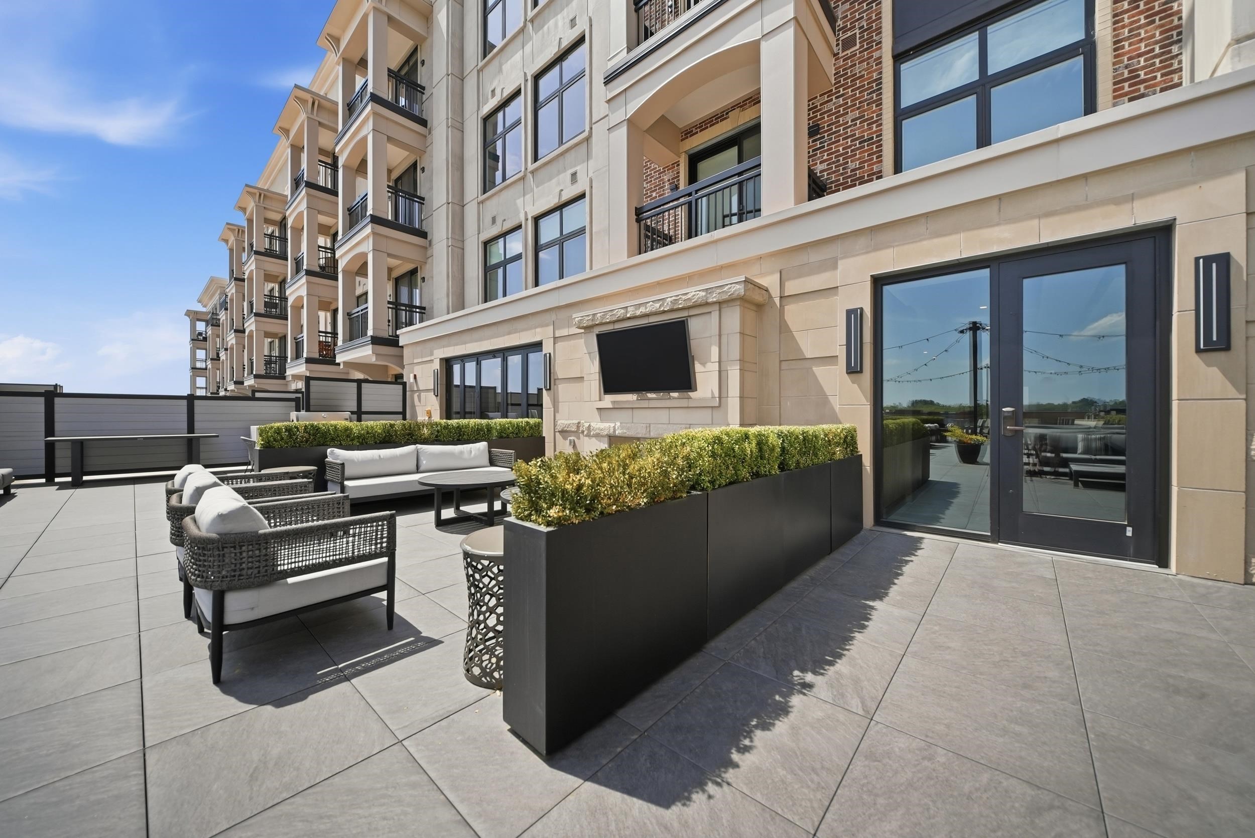 18 Artisan Drive Unit: Unit 207