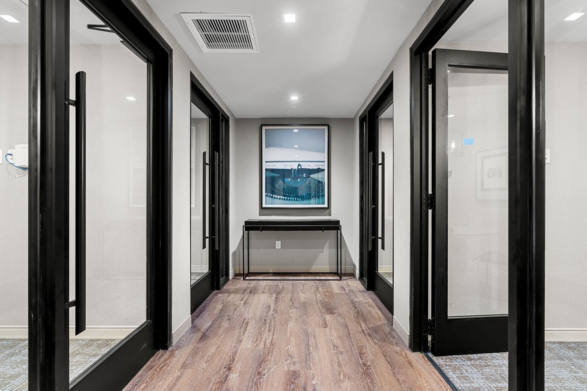 18 Artisan Drive Unit: Unit 207