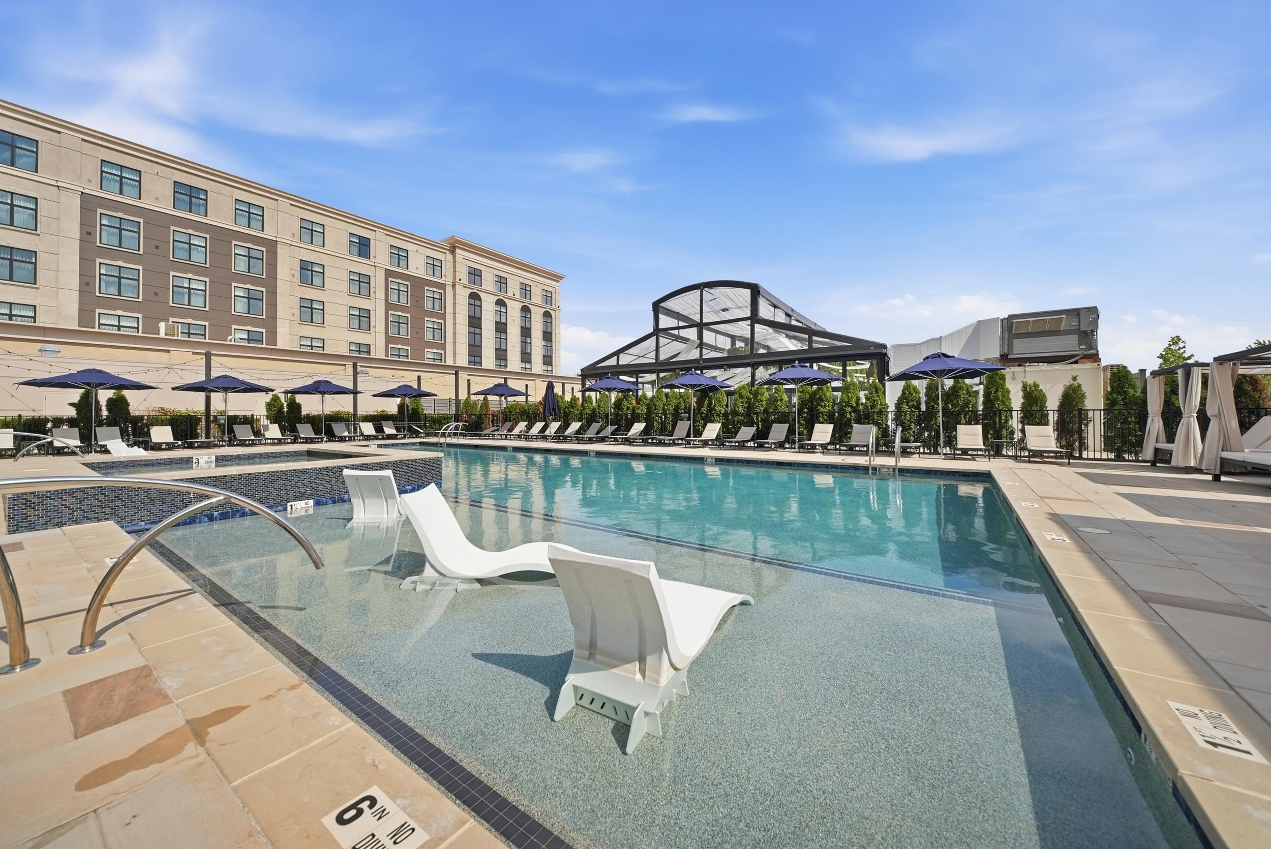 18 Artisan Drive Unit: Unit 207