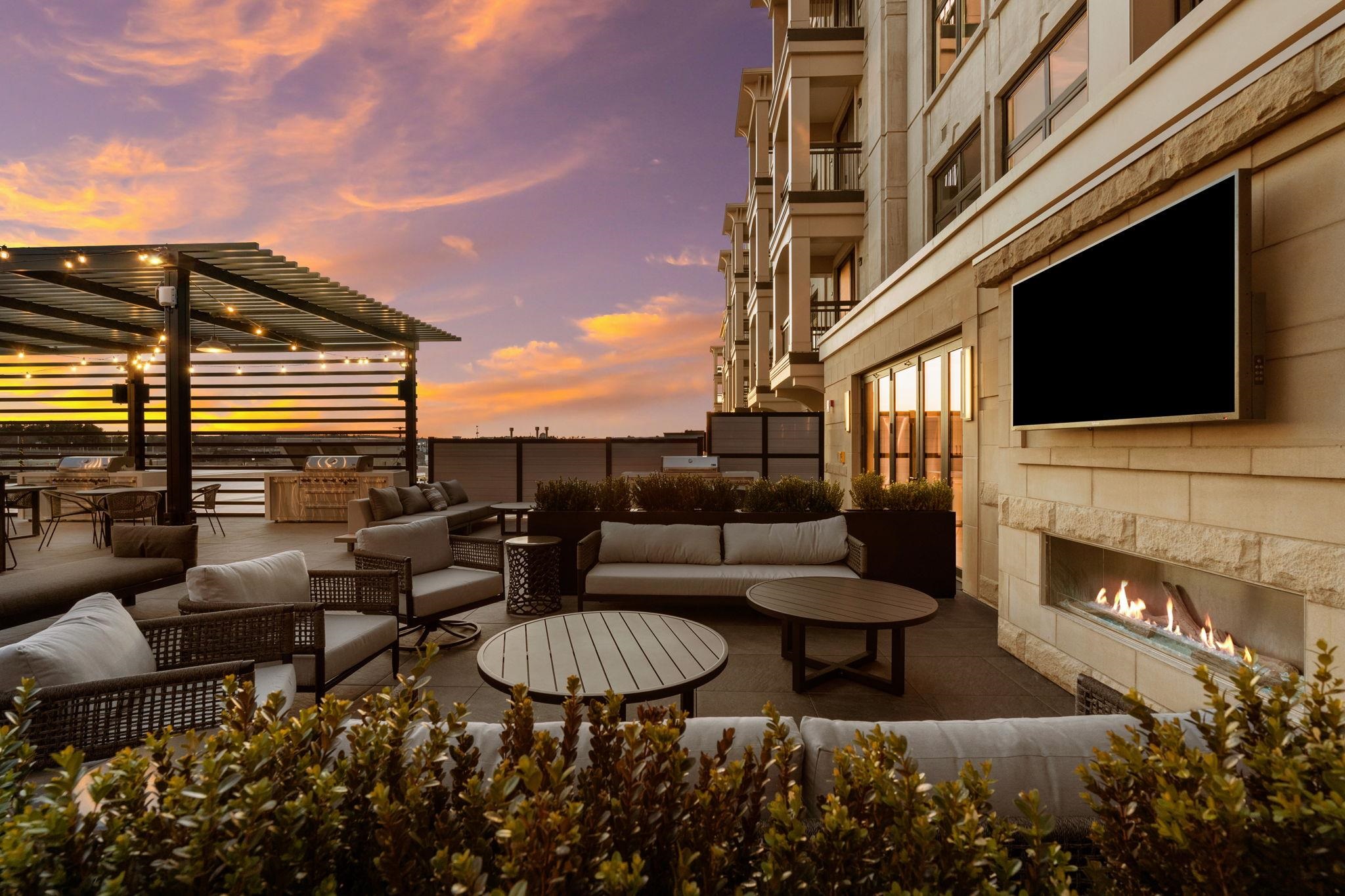 18 Artisan Drive Unit: Unit 207