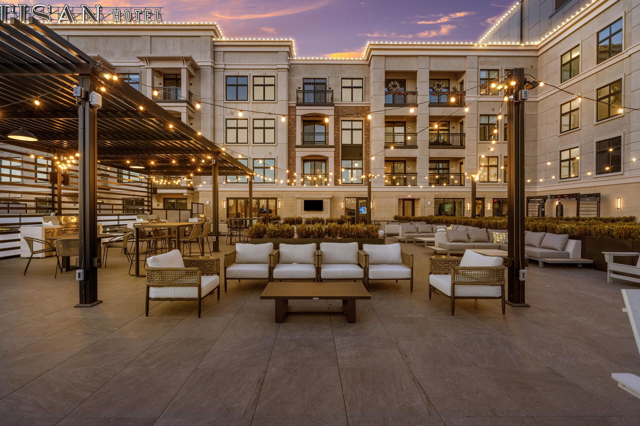 18 Artisan Drive Unit: Unit 207