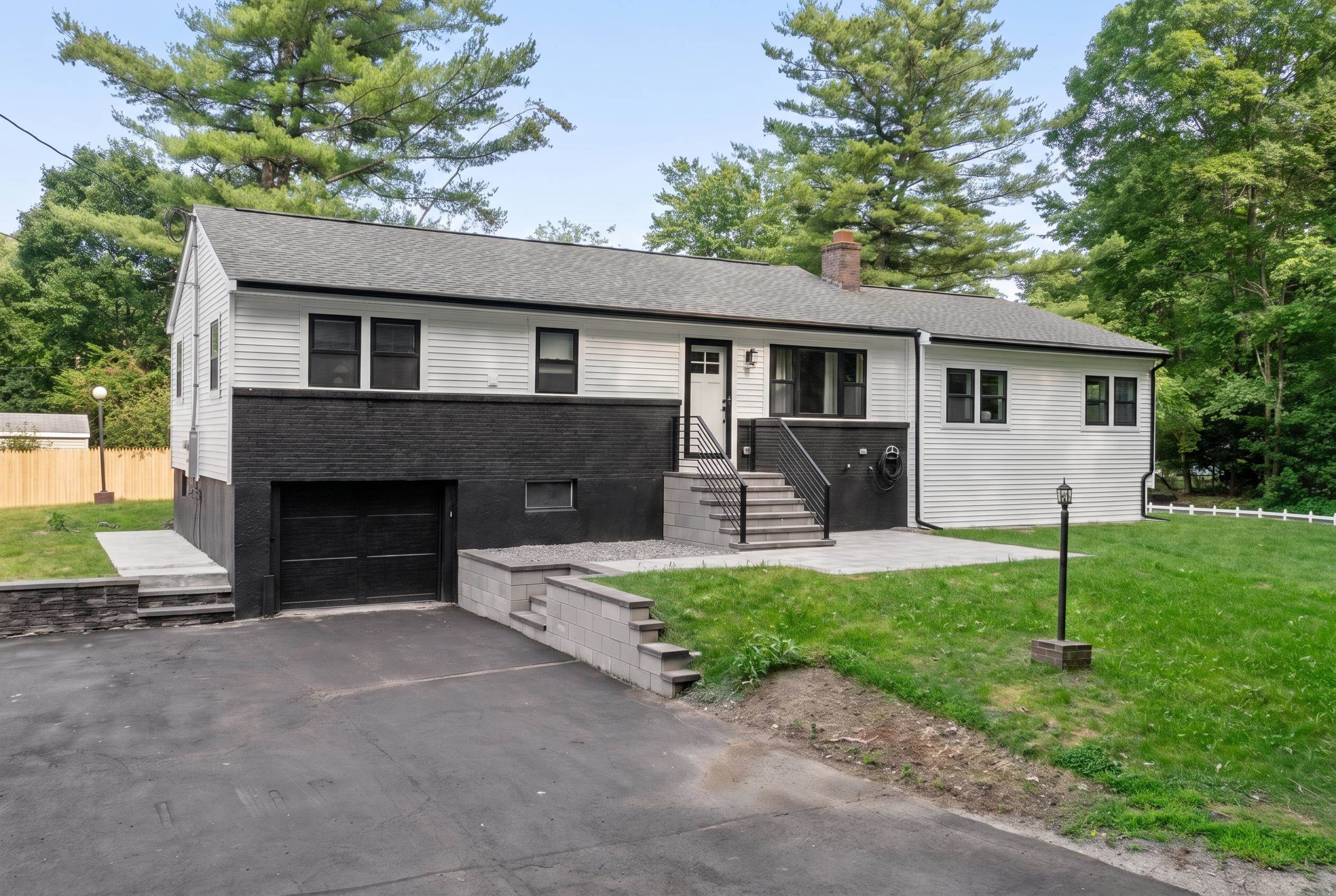11 Hanson Avenue