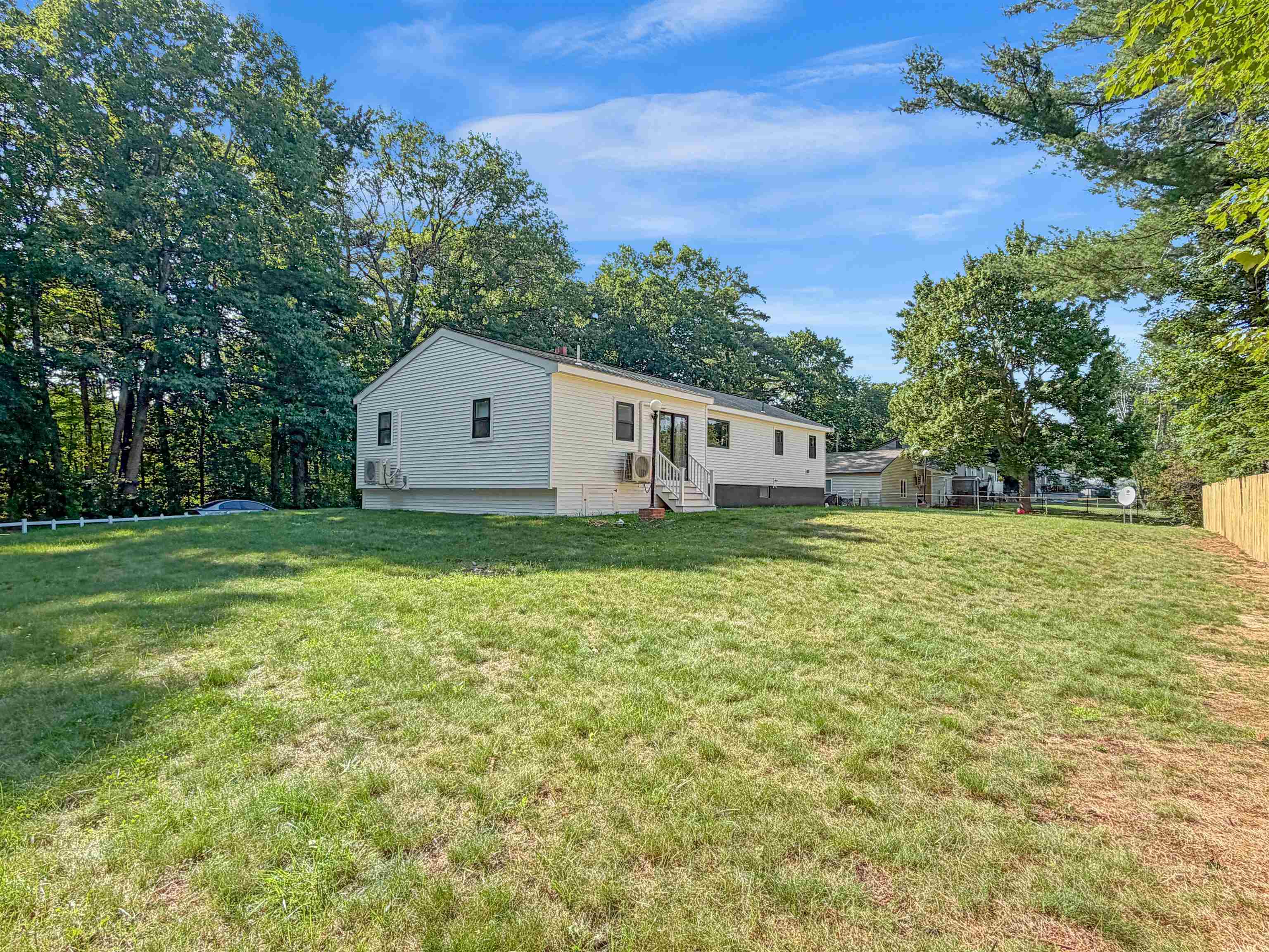 11 Hanson Avenue