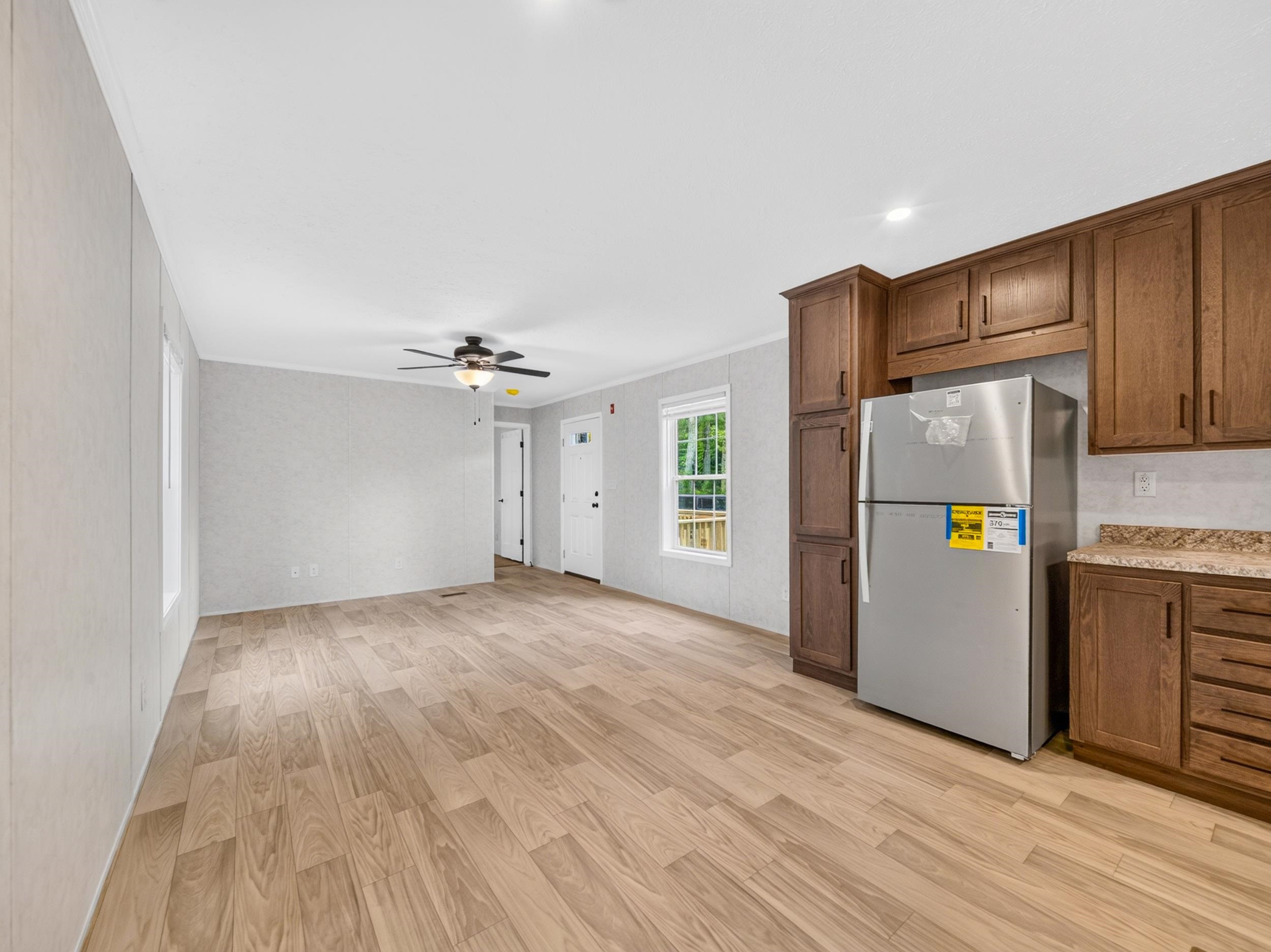 6 Diamond Lane