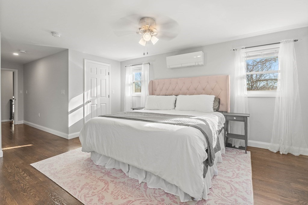 16 Oakdale Rd
