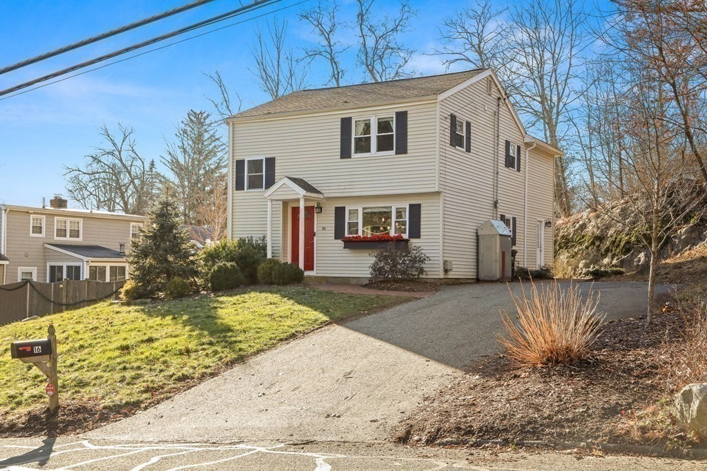 16 Oakdale Rd