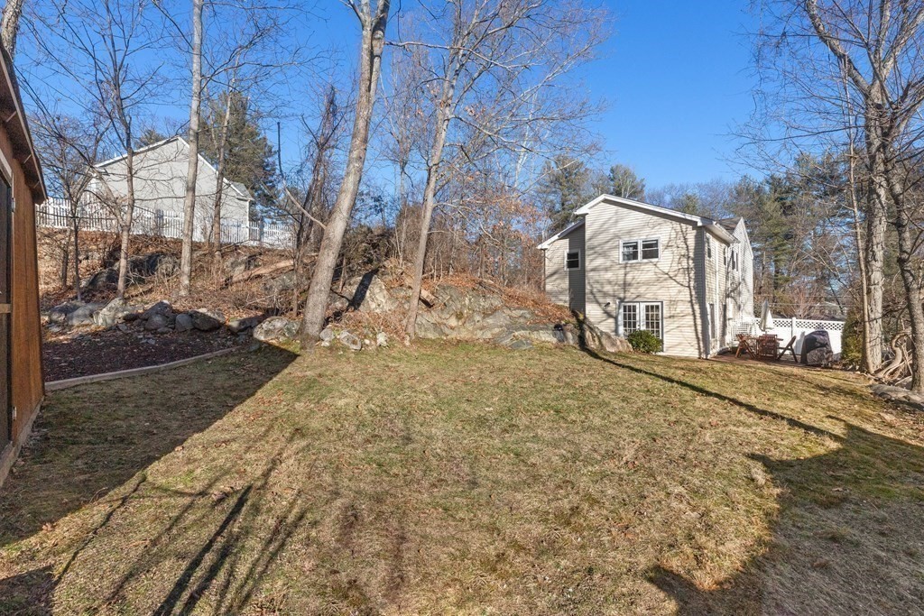 16 Oakdale Rd