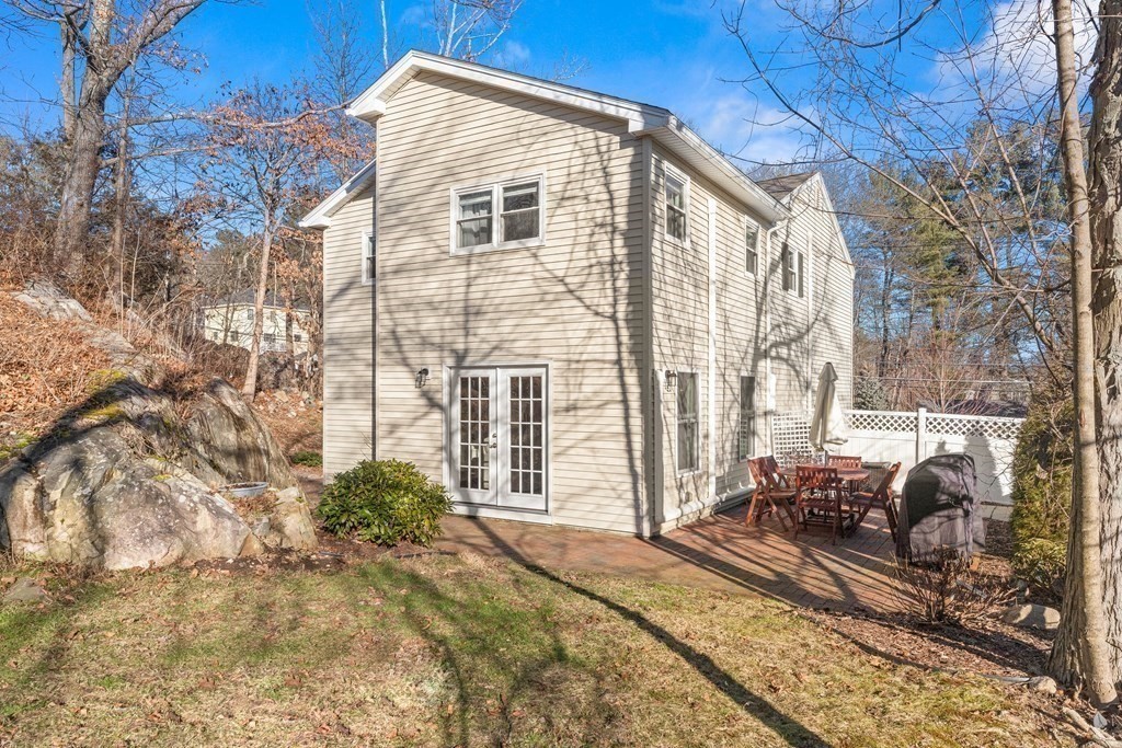 16 Oakdale Rd