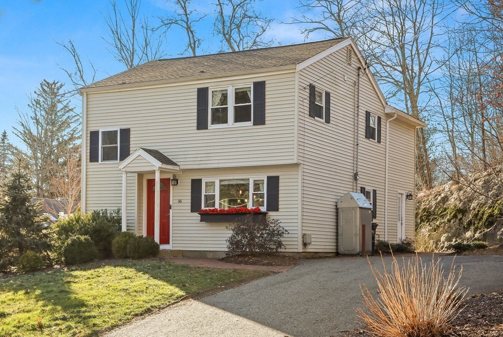 16 Oakdale Rd
