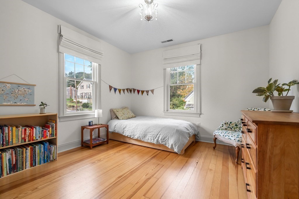 1 Woodlawn Street