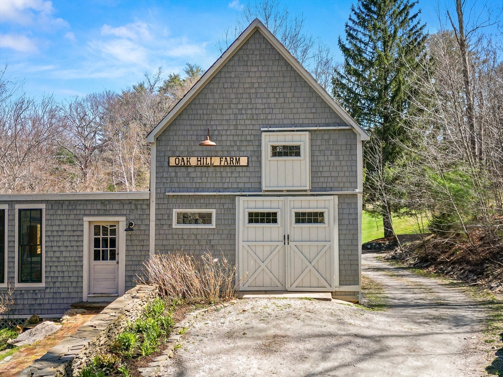 104 Bachelor St