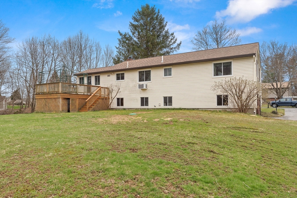 3 Whittier Dr