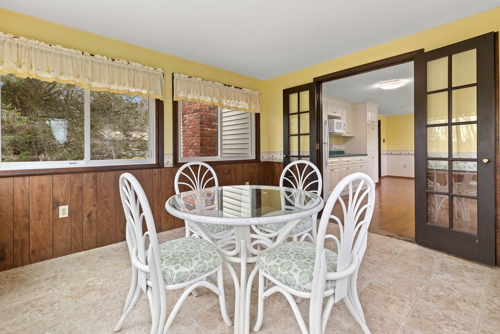 3 Whittier Dr